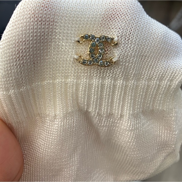 CHANEL‎ Vintage White cc Logo Knit Blouse Top Size 40 EU NWT - Picture 16 of 16